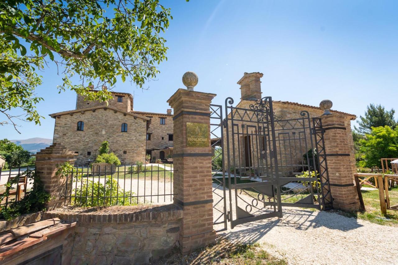 Borgo Castello Panicaglia Hotel Nocera Umbra Bagian luar foto